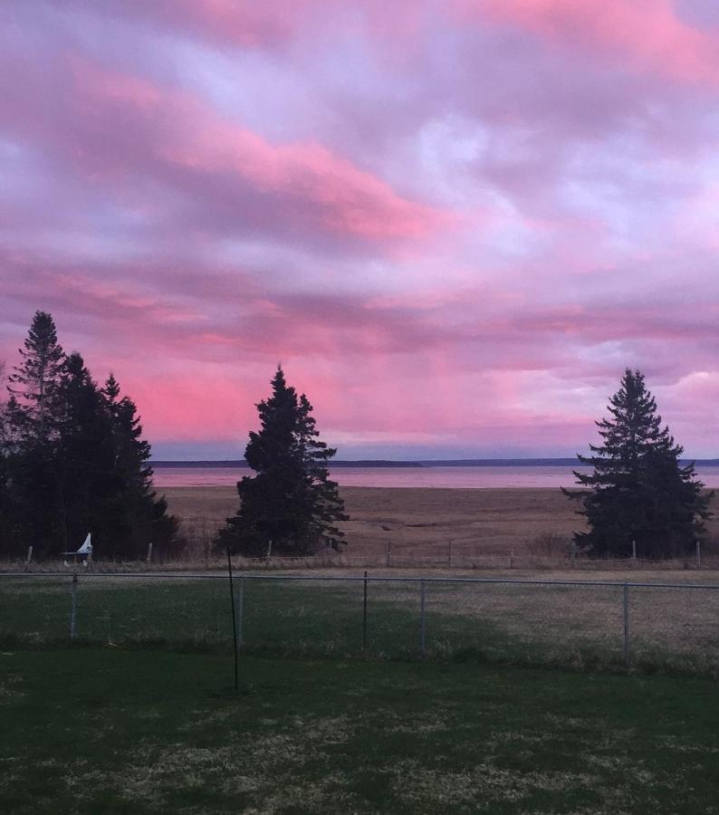 Shepody Bay Inn Хоупуел Кейп Екстериор снимка